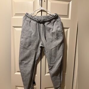 Nike tech fleece sweatpants, men’s size medium